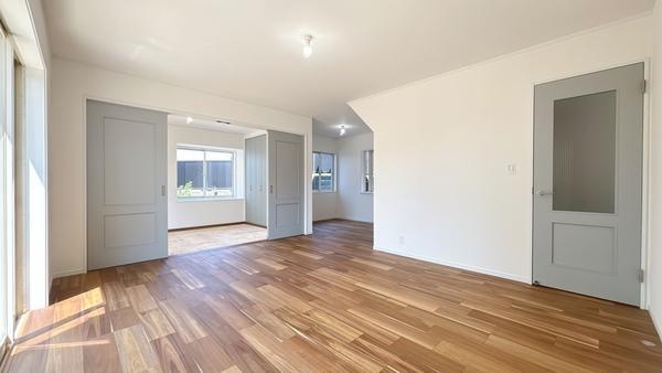藤沢市片瀬３丁目　戸建
