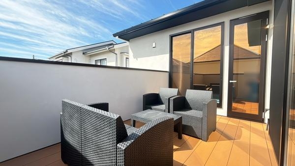 Charme　Roger　七里ガ浜二丁目III