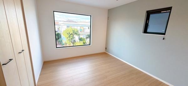 葉山町長柄 新築戸建(リビング)