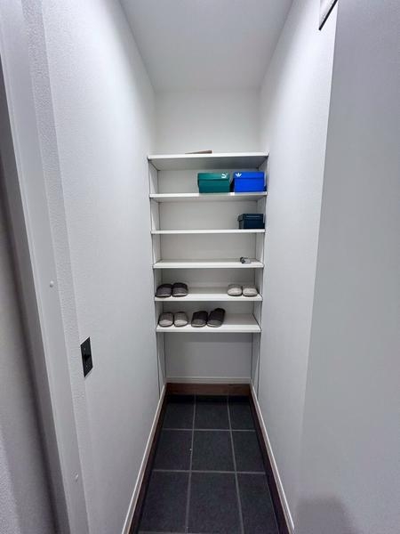 葉山町長柄 新築戸建(収納)