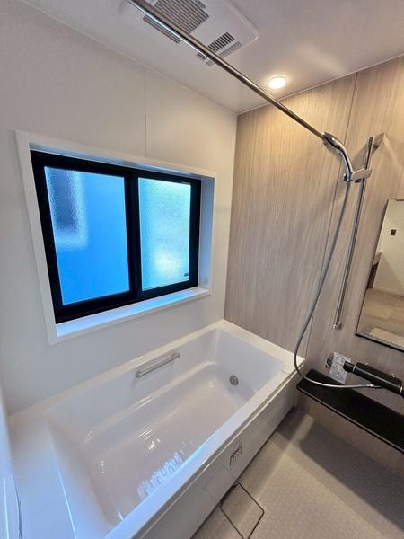 葉山町長柄 新築戸建(バス)