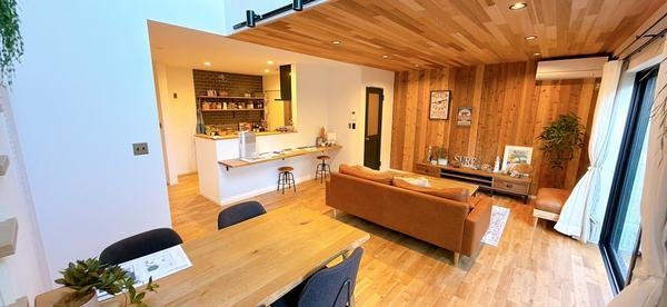 葉山町長柄 新築戸建(リビング)