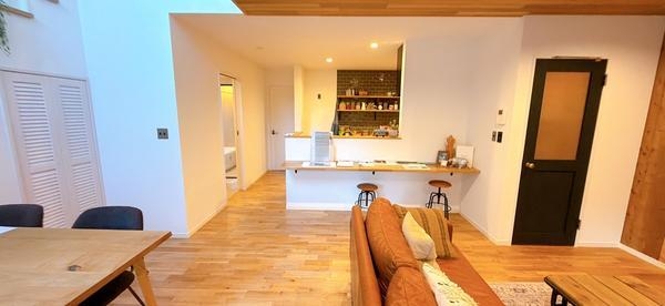 葉山町長柄 新築戸建(リビング)