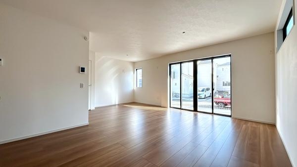 藤沢市石川２期　新築分譲全３棟