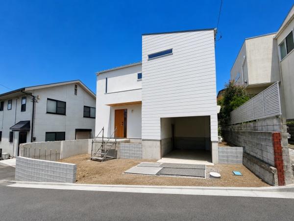 七里ガ浜2丁目新築ガレージハウス