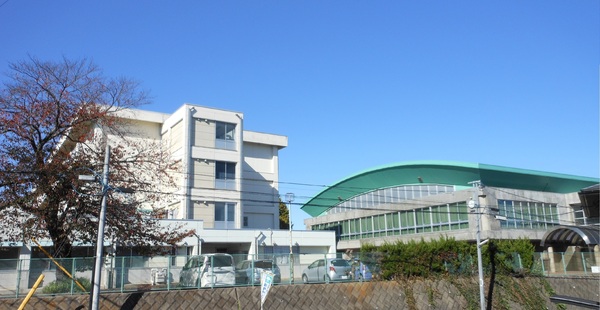 ハイマート天王台B棟(我孫子市立我孫子中学校)