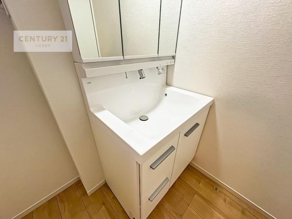 柏市松葉町6丁目　2号棟　新築戸建