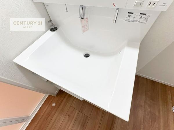 流山市加4丁目　2号棟　新築戸建