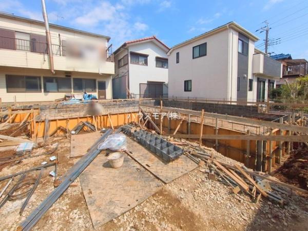 柏市新逆井１丁目　新築戸建