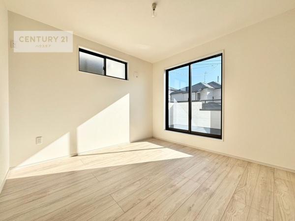 柏市旭町８丁目　3号棟　新築戸建