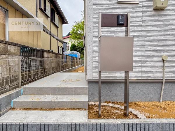 土浦市小岩田東2丁目　2号棟　新築戸建て