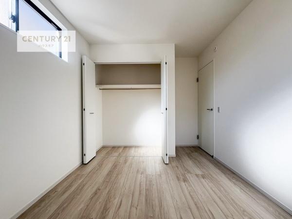 松戸市新松戸1丁目　新築戸建
