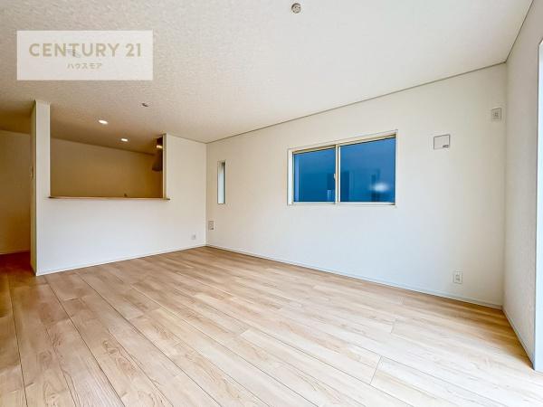 野田市七光台　2号棟　新築戸建て