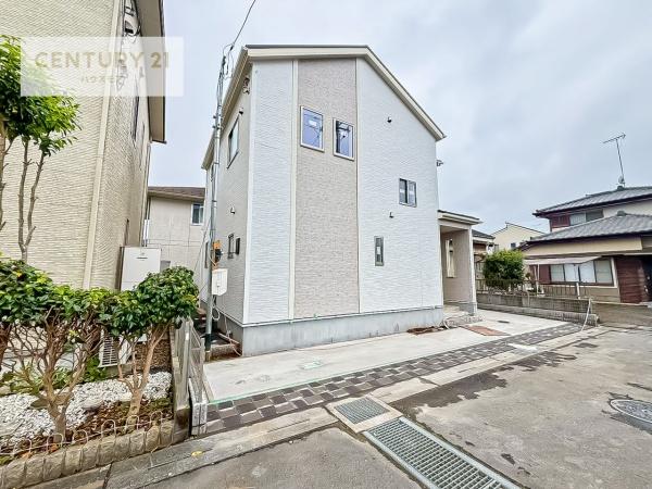 稲敷郡阿見町本郷1丁目　新築戸建て