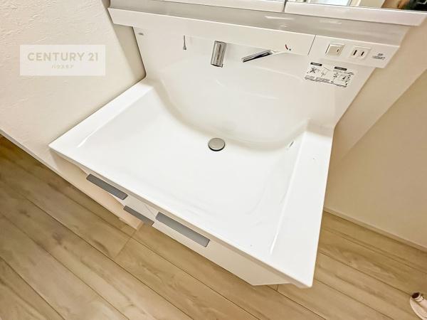 松戸市新松戸南2丁目　1号棟　新築戸建て