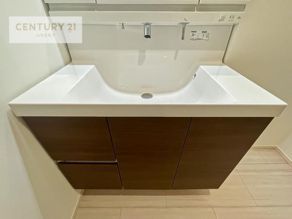 印西市草深の中古一戸建て