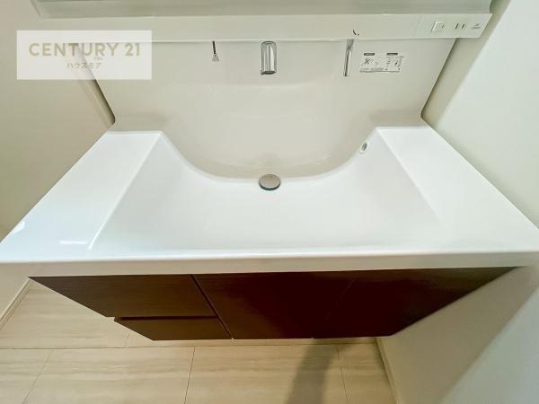印西市草深の中古一戸建て