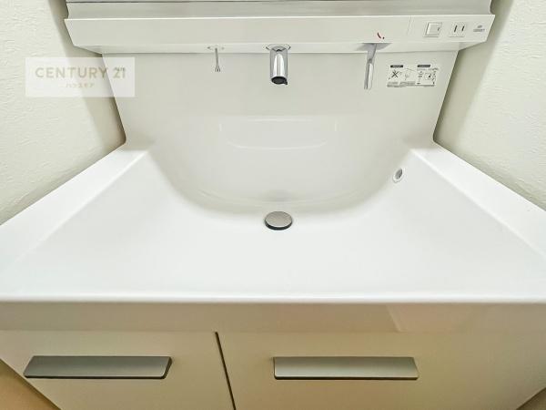 流山市向小金3丁目　3号棟　新築戸建