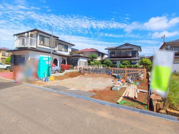 牛久市岡見町　新築戸建て