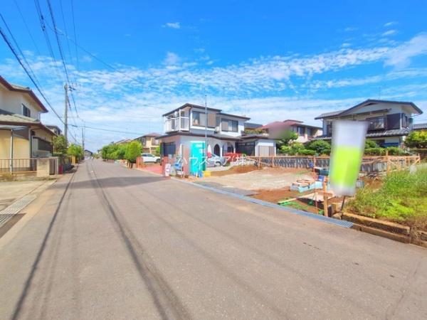 牛久市岡見町　新築戸建て
