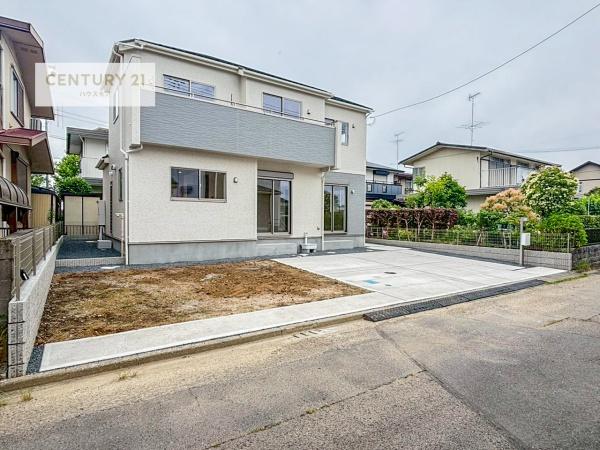 土浦市小松１丁目　新築戸建て