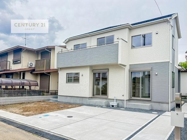 土浦市小松１丁目　新築戸建て