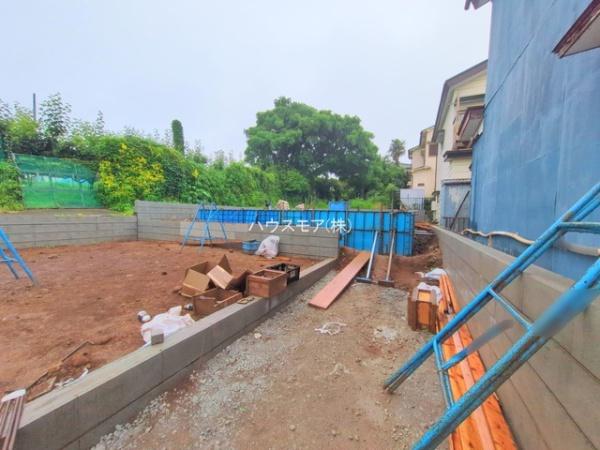 松戸市高塚新田　2号棟　新築戸建