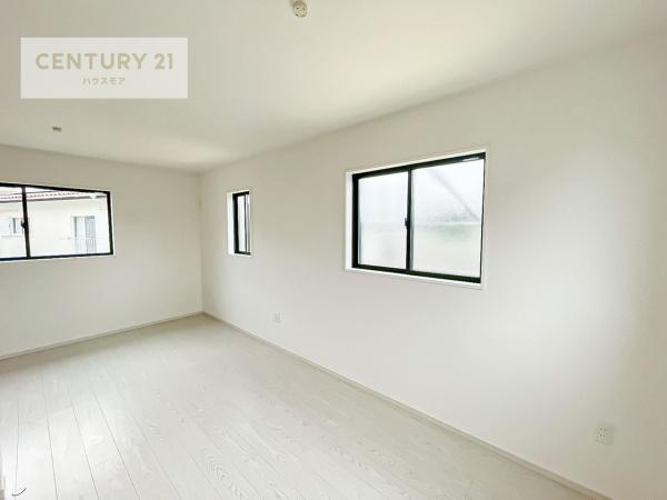 守谷市本町　2号棟　新築戸建