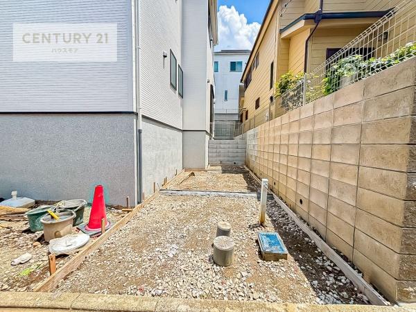 松戸市八ケ崎3丁目　2号棟　新築戸建
