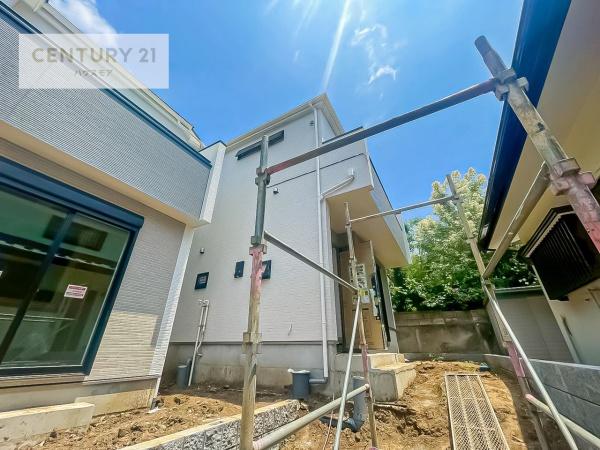 松戸市小金原4丁目　2号棟　新築戸建