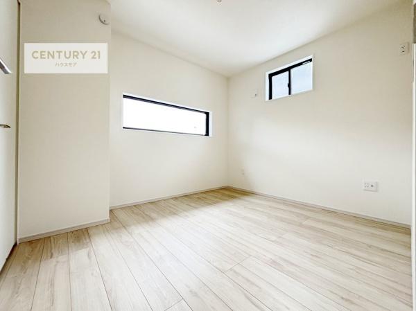 松戸市六高台2丁目　2号棟　新築戸建