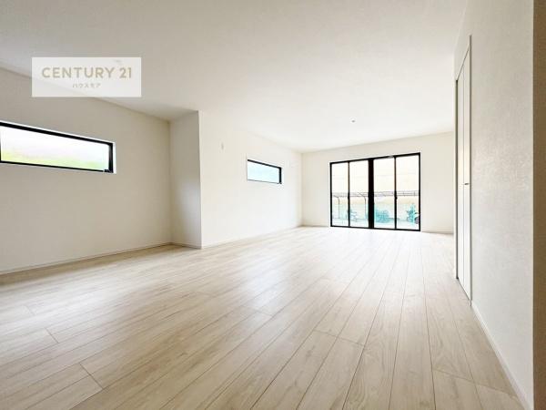 松戸市六高台2丁目　2号棟　新築戸建