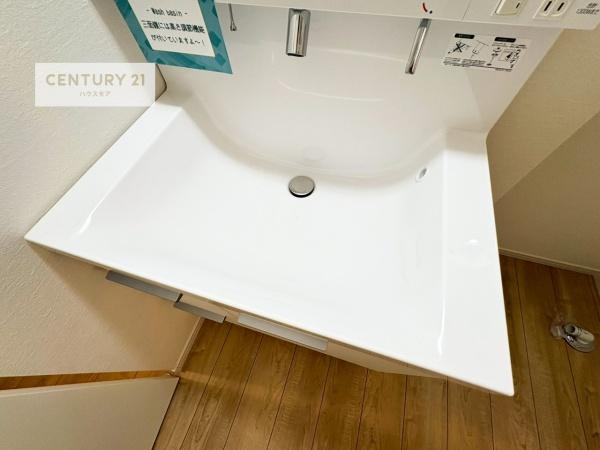 松戸市新松戸南1丁目　新築戸建て