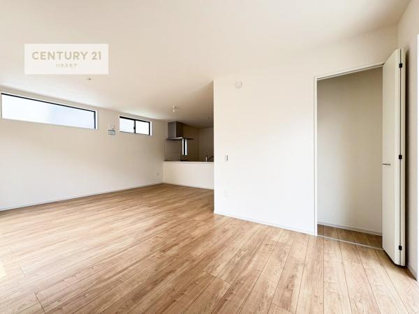 松戸市新松戸南1丁目　新築戸建て