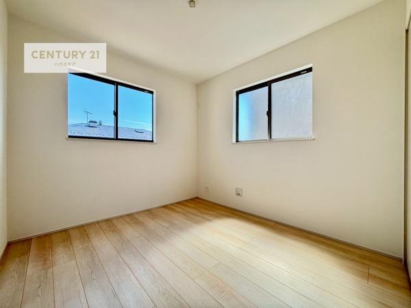 土浦市中高津1丁目　B号棟　新築戸建