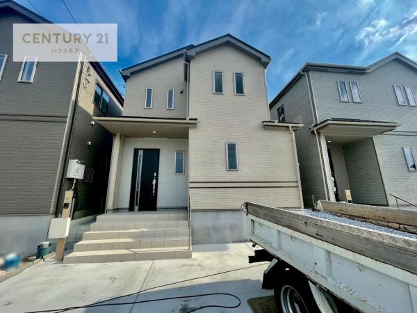 土浦市中高津2丁目　B号棟　新築戸建