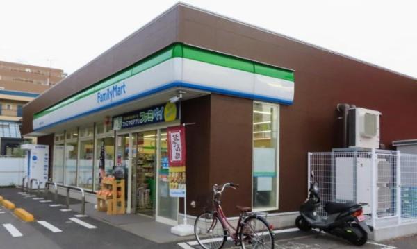 新松戸中央パークハウスD棟(ファミリーマート新松戸六丁目店)