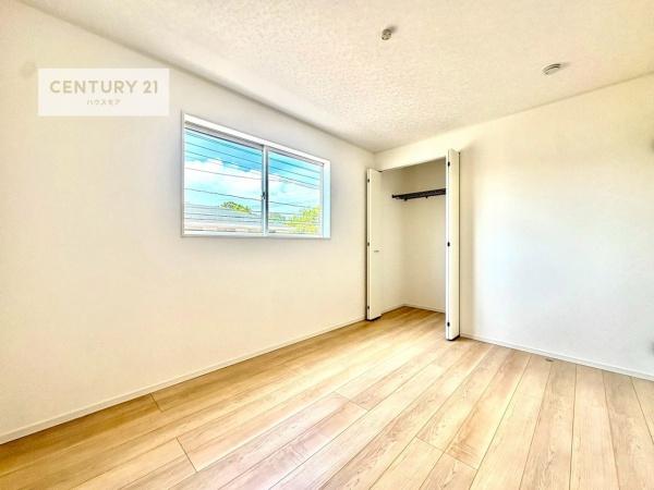 龍ケ崎市南中島町　2号棟　新築戸建