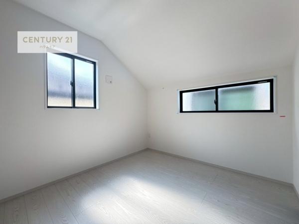 松戸市八ケ崎緑町　5号棟　新築戸建