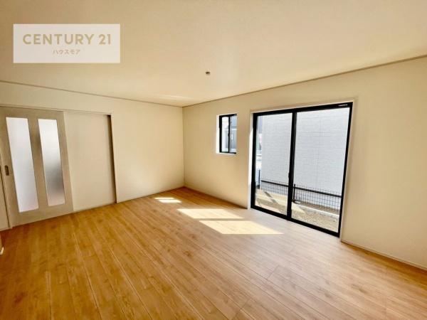 松戸市栄町8丁目　E号棟　新築戸建