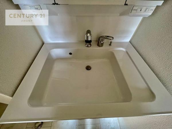 松戸市栄町8丁目　E号棟　新築戸建