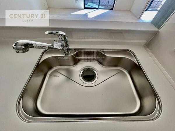 松戸市栄町8丁目　F号棟　新築戸建