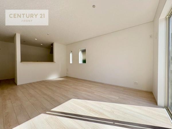 柏市東山2丁目　3号棟　新築戸建て