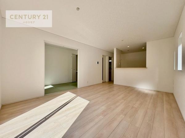柏市東山2丁目　3号棟　新築戸建て