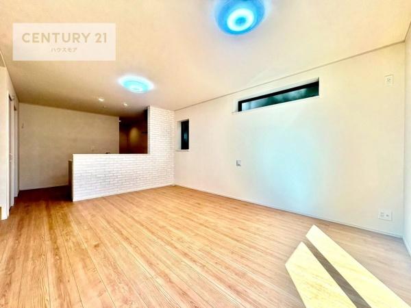 松戸市小金原4丁目　2号棟　新築戸建