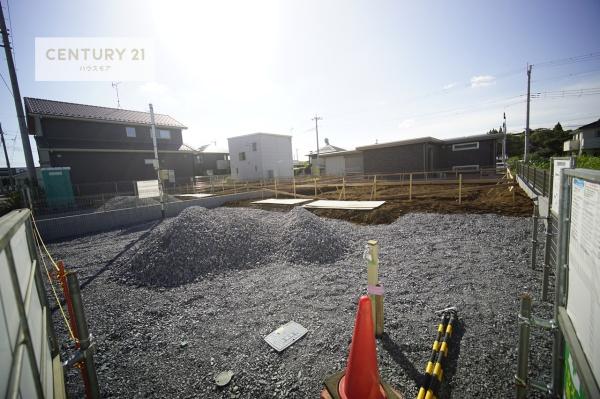 稲敷郡阿見町よしわら6丁目　2号棟　新築戸建て
