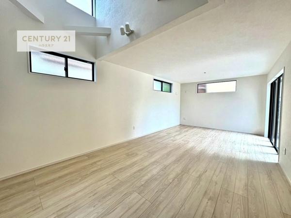 柏市松葉町2丁目　1号棟　新築戸建て