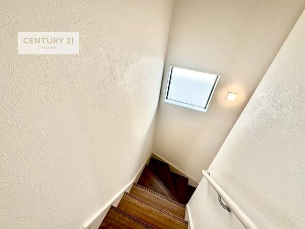 柏市松葉町2丁目　2号棟　新築戸建て