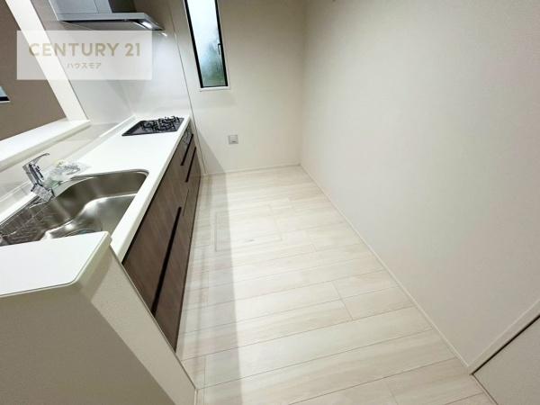 柏市つくしが丘3丁目　2号棟　新築戸建