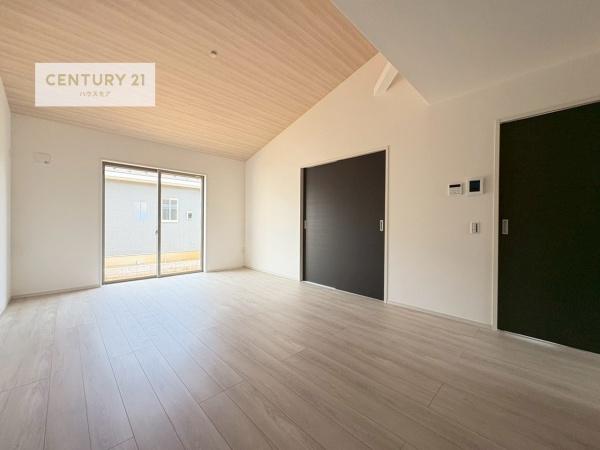 土浦市おおつ野6丁目 3号棟 新築戸建て(リビング)